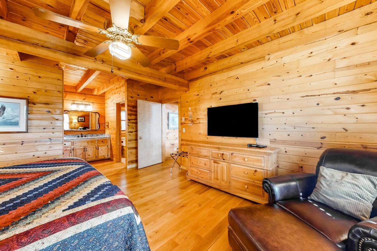 Timberidge Lodge Sylva Bagian luar foto