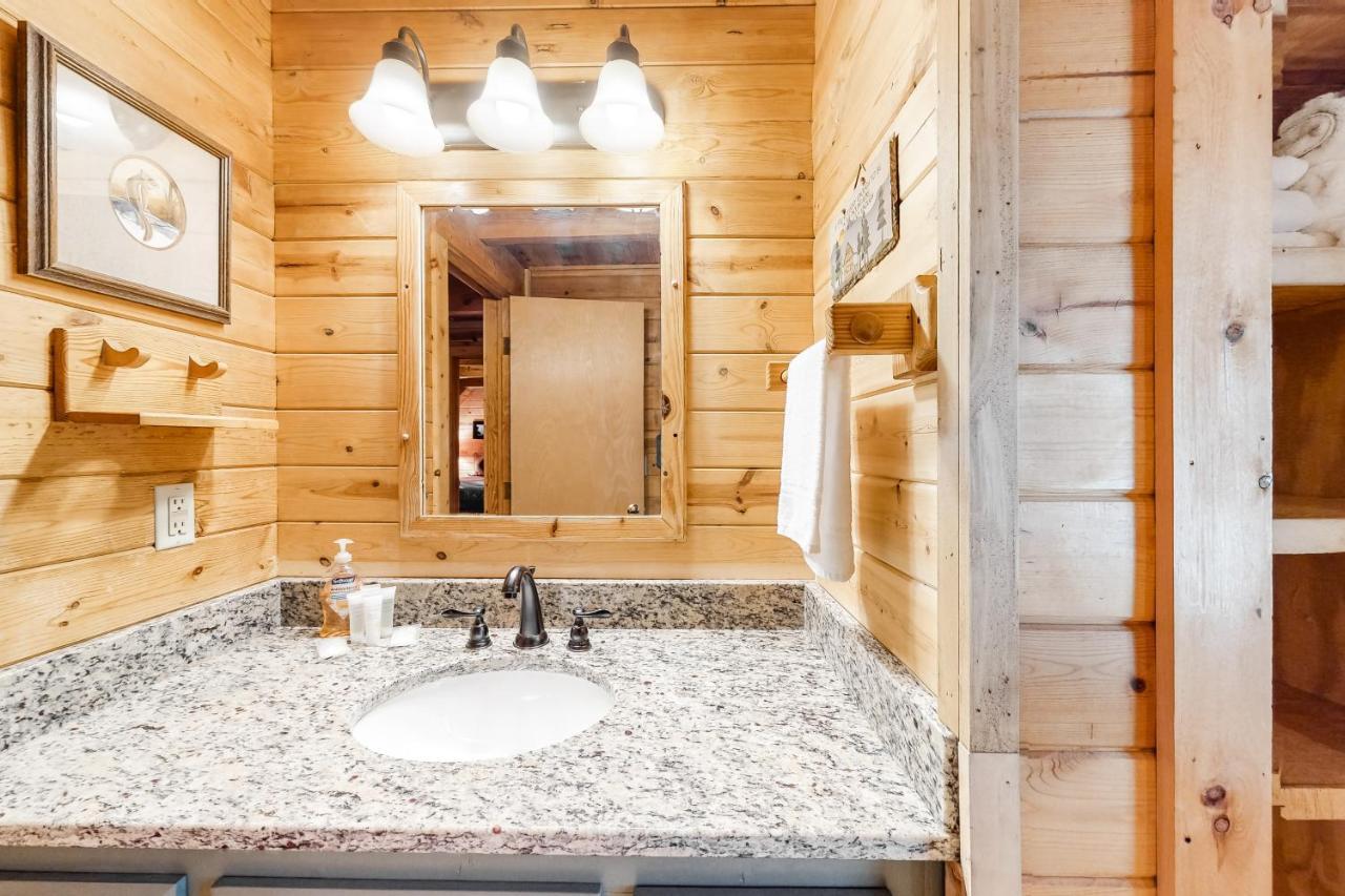 Timberidge Lodge Sylva Bagian luar foto