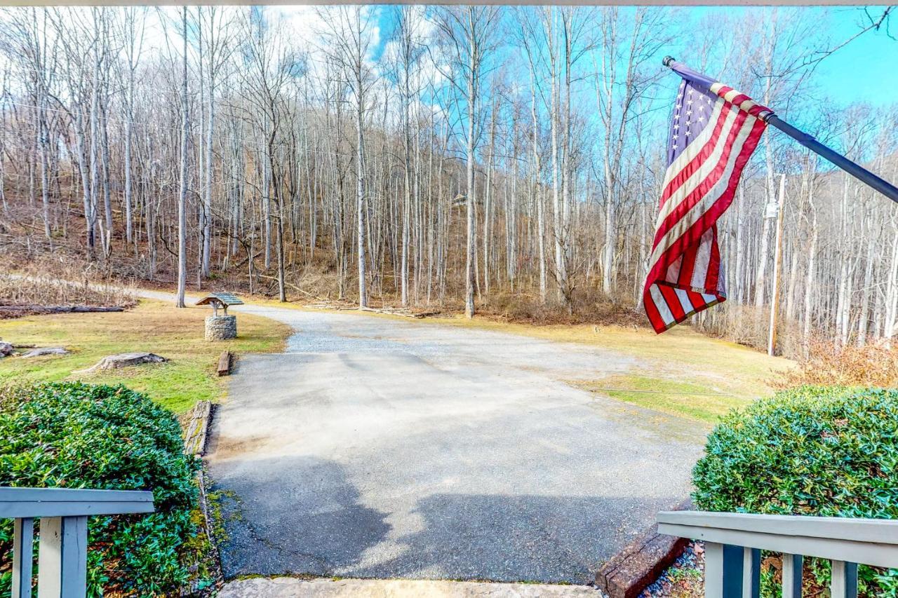 Timberidge Lodge Sylva Bagian luar foto